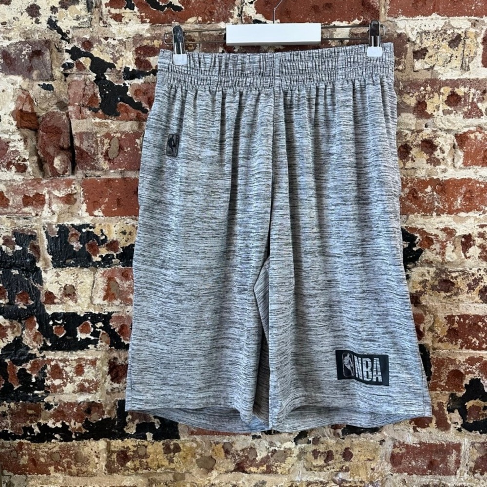 NBA Basketball Workout Gym Gray Casual Shorts Mens Medium Comfort